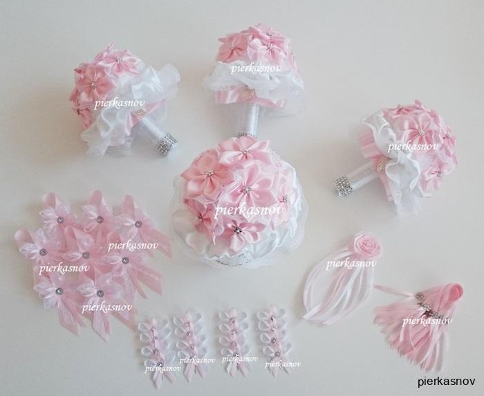 bielo ružové kytice pre družičky / nevesty, svadobné pierka + stužky na fľaše