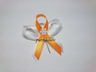 svadobné pierko bielo oranžové s bielym kvietkom