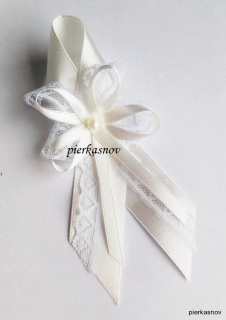 Svadobné pieko veľké  - krémovo- biele s čipkou a s perličkou